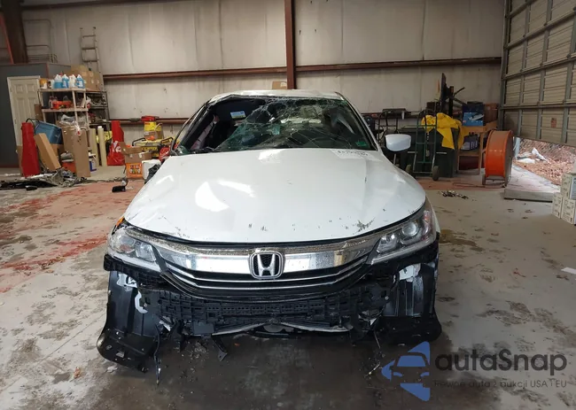 1HGCR2F69HA203681: 43799789