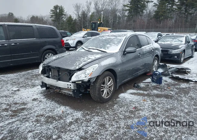 JN1CV6AR3FM650539: 43800944