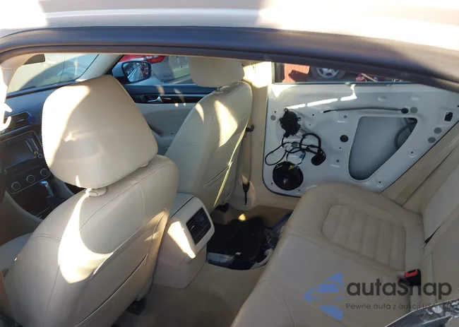 1VWCN7A32EC030698: 43801412