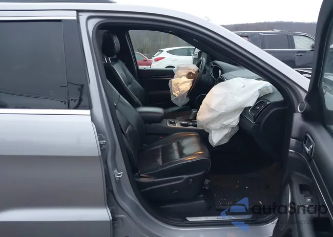 1C4RJFCG6KC668032: 43801429