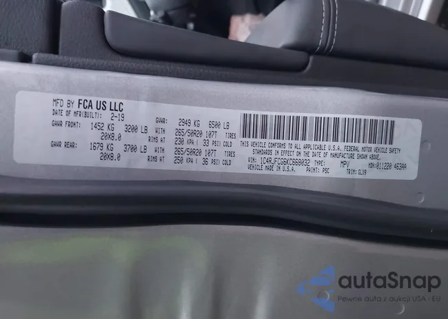 1C4RJFCG6KC668032: 43801429