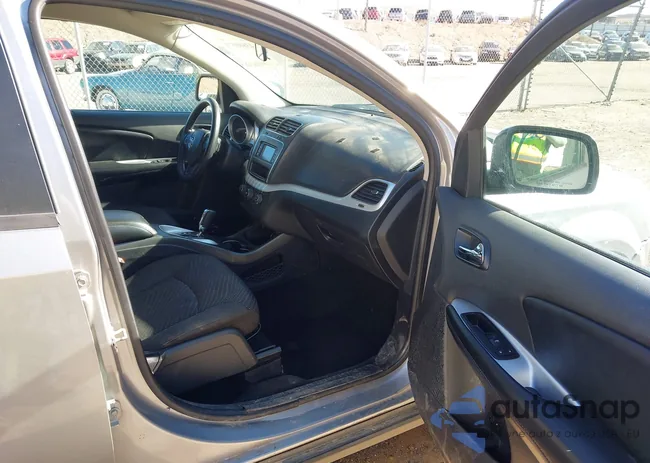 3C4PDCBG7HT588993: 43800571