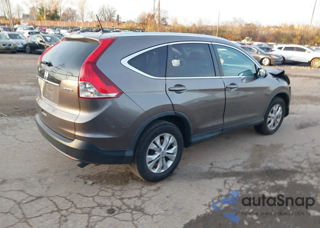 5J6RM4H74EL070945: 43800895