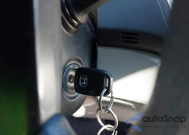 1HGCR2F33DA011947: 43800936