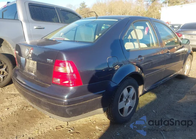 3VWSF29M6YM095968: 43802021