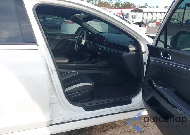 KNAG64J71S5329048: 43802110