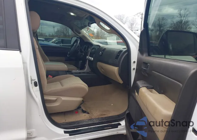 5TFUW5F19AX153806: 43802153