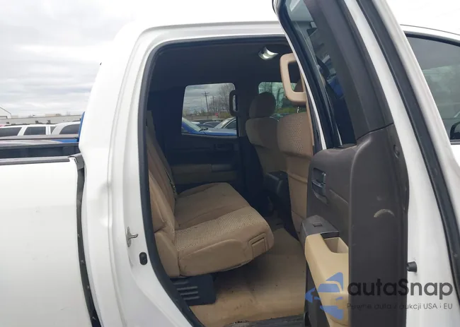 5TFUW5F19AX153806: 43802153