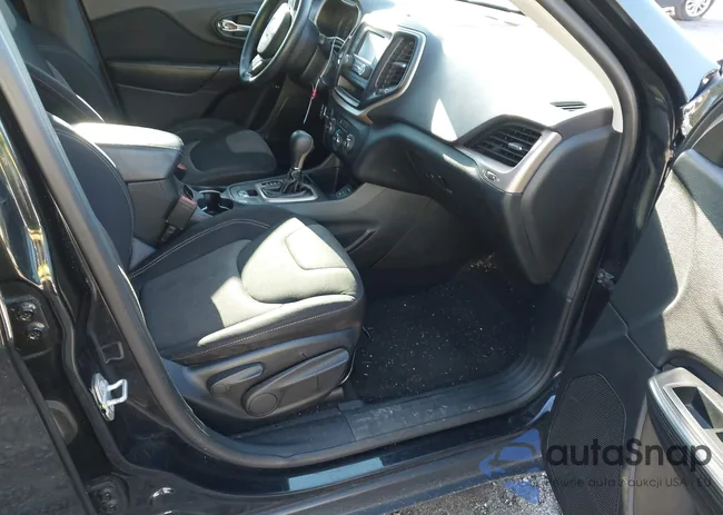 1C4PJLAB3FW579245: 43802176