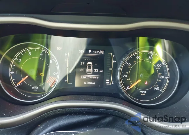 1C4PJLAB3FW579245: 43802176