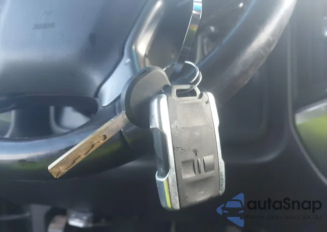 1GCVKREC3JZ260526: 43802212