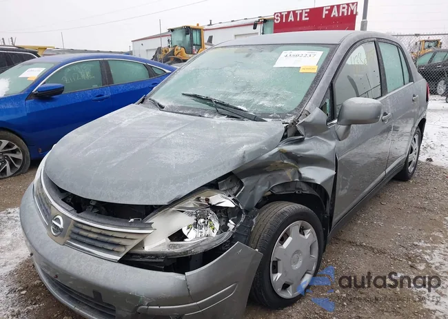 3N1BC11E58L352833: 43802237