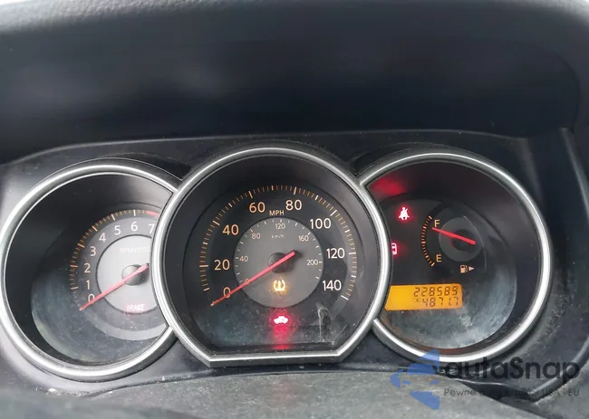 3N1BC11E58L352833: 43802237