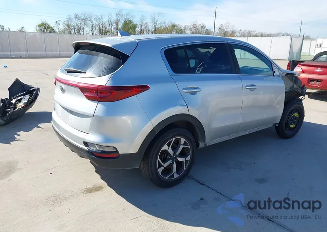 KNDPMCAC9L7739702: 43802284