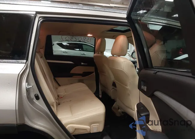 5TDJKRFHXES041661: 43802307