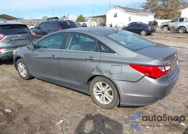 5NPEB4AC4DH584556: 43802317