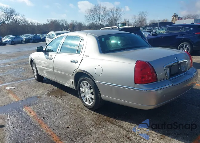 2LNBL8CV7AX624611: 43802354