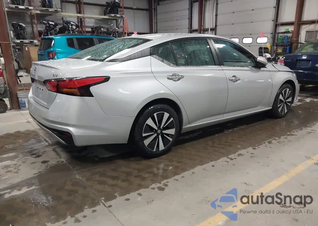 1N4BL4DV1MN415405: 43802414