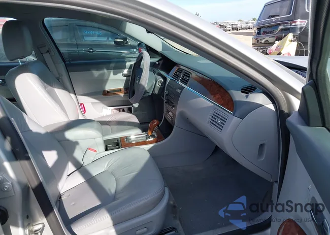 2G4WD562251264526: 43802484