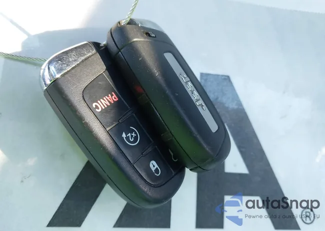 ZACCJBBT1GPD81097: 43801728