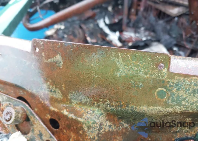 1GNDM19W3YB191861: 43801856