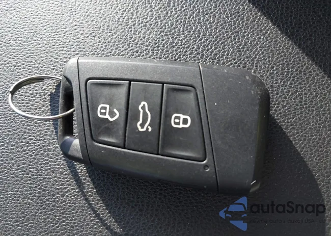 3VVCX7B27NM007520: 43801933