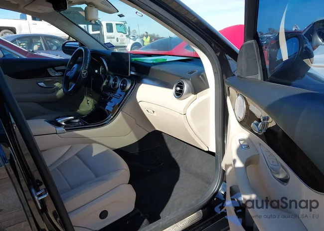 WDC0G4JB2HF141187: 43802960