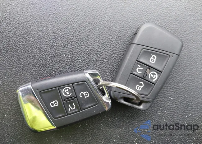 1V2SC2CA4PC214027: 43802975