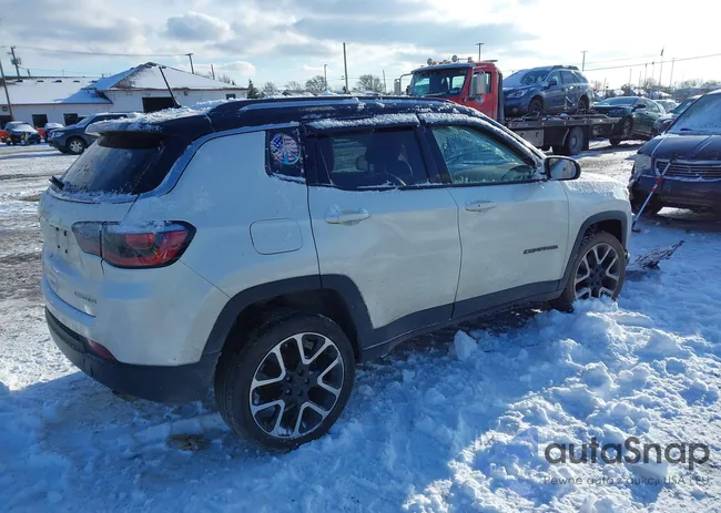 3C4NJDCB6JT436105: 43803299