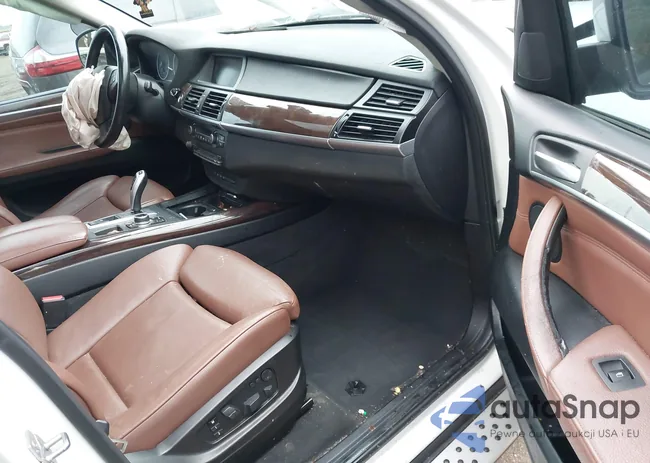 5UXZV4C56D0B05043: 43803328