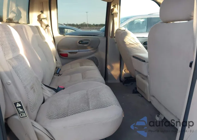 1FTRW07L03KB91479: 43803368