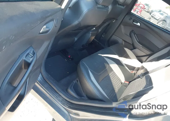 1FADP3L9XJL211513: 43803484