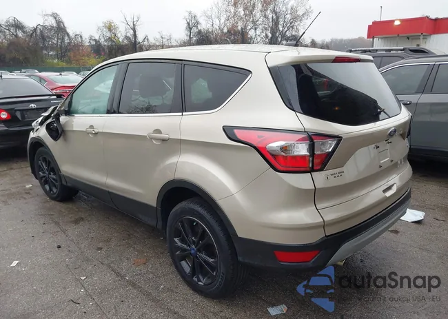 1FMCU9GD0HUD91763: 43803530