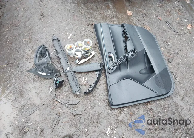 2T1BURHE5GC674064: 43802602