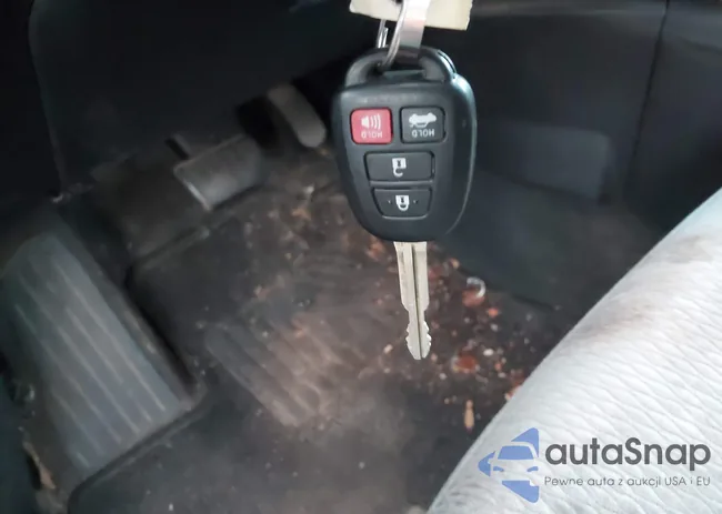 2T1BURHE3FC398045: 43802645