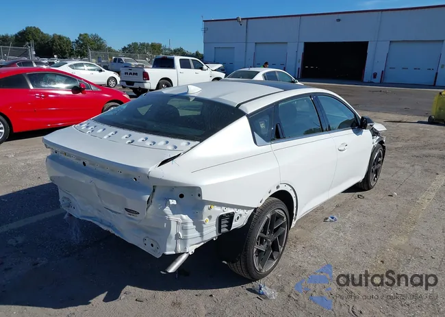 3KPFW4DE5SE151366: 43802663