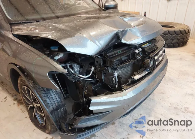 3VV3B7AX1MM106067: 43802679