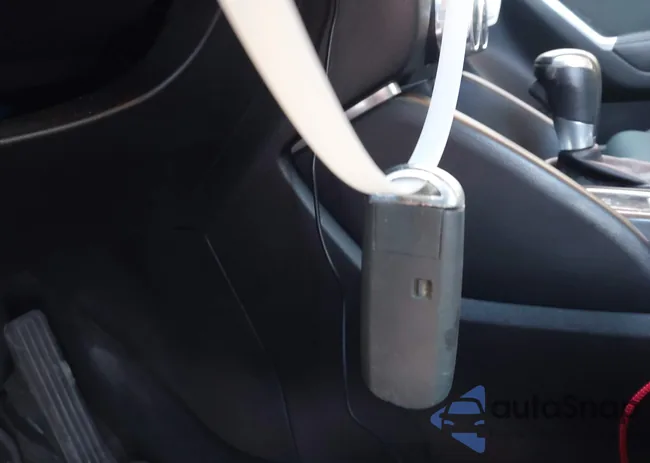 JM3KE4CY4G0764308: 43802693