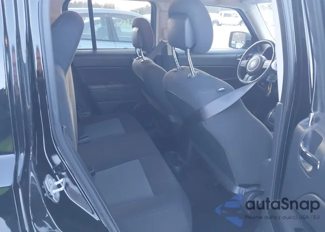 1C4NJRFB2GD595971: 43802802