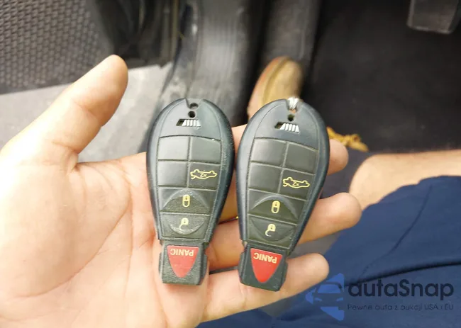 1C3CDFAA8GD644641: 43803963