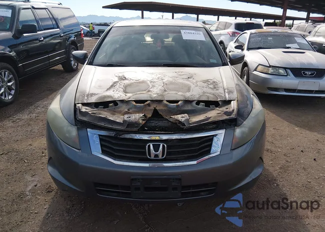 1HGCP26779A129869: 43804169