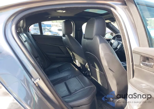 SAJAM4FV6JCP18205: 43804298