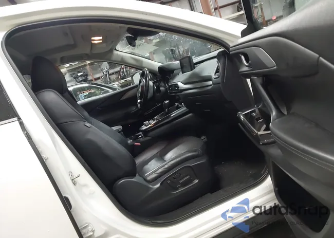 JM3TCBCY8K0330965: 43804348