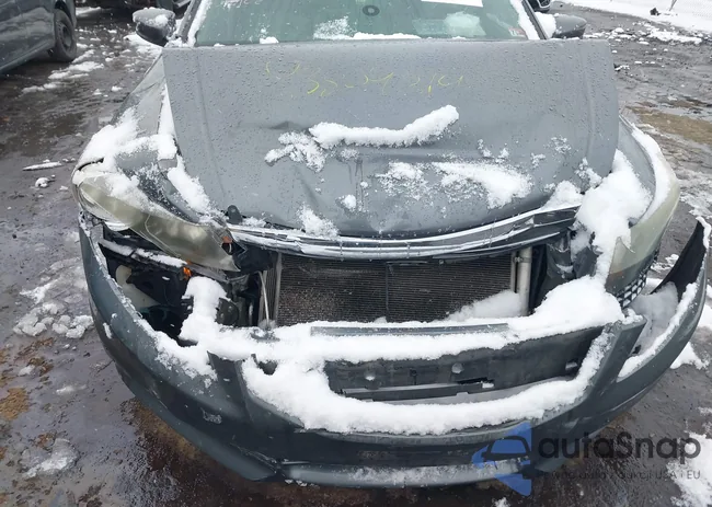 1HGCP2F8XBA090063: 43804419