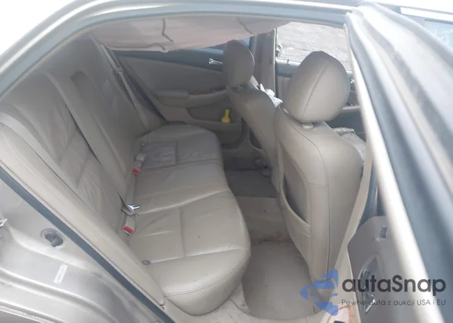 1HGCM56885A185428: 43804422