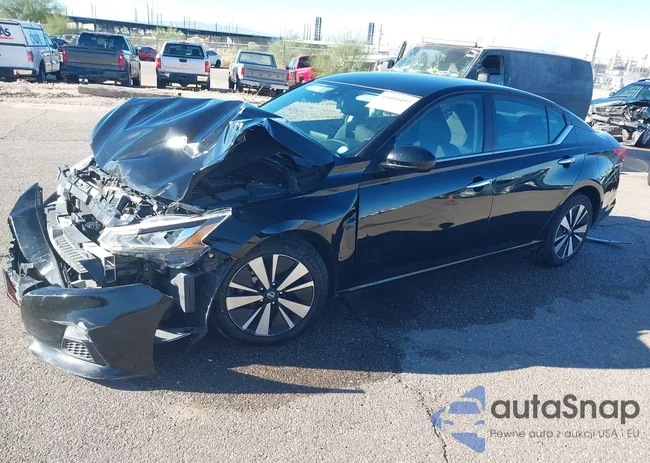 1N4BL4DV1NN359452: 43804492