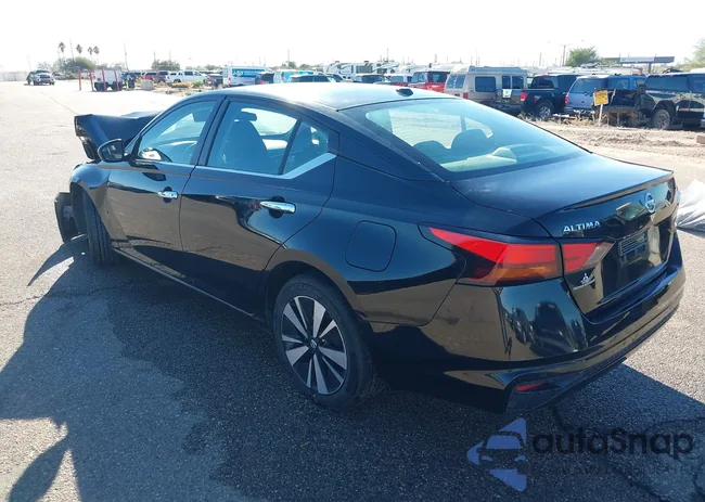 1N4BL4DV1NN359452: 43804492