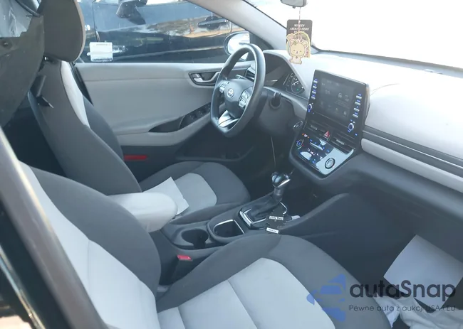 KMHC65LC5LU225800: 43803760