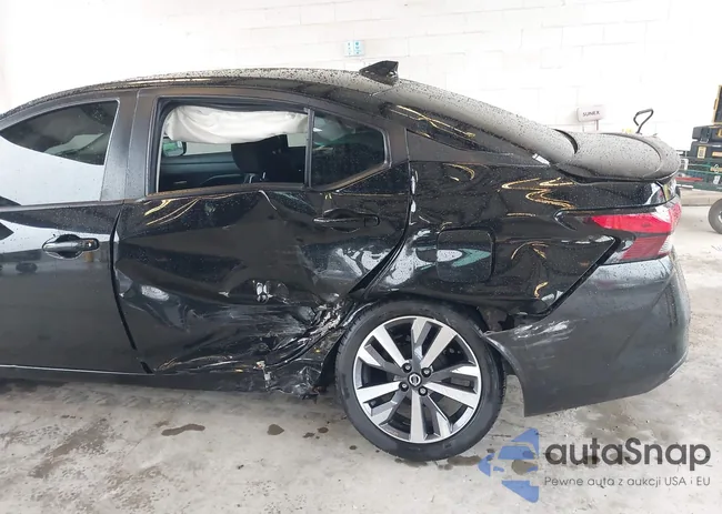 3N1CN8FV7ML852583: 43803884