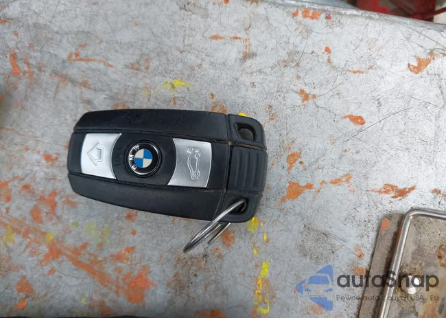 WBAPK7C50BA819710: 43803906